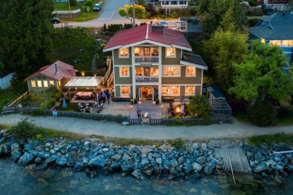 Villa Iconic 3-Story Waterfront 'Marina House' W/ View Gibsons Exterior foto