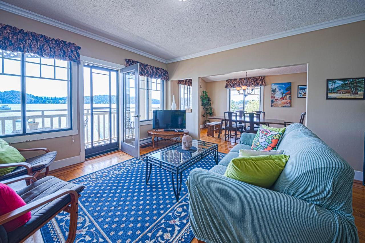 Villa Iconic 3-Story Waterfront 'Marina House' W/ View Gibsons Exterior foto